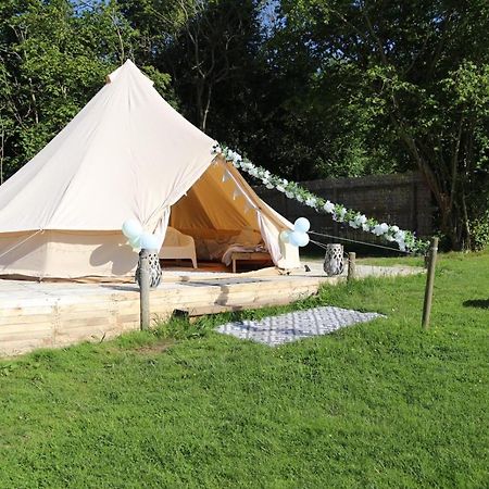 Hopgarden Glamping - Luxury 6M Bell Tent Wadhurst Екстер'єр фото