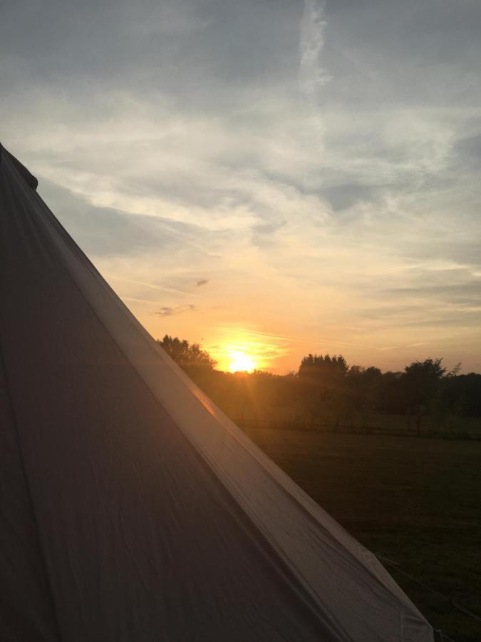 Hopgarden Glamping - Luxury 6M Bell Tent Wadhurst Екстер'єр фото