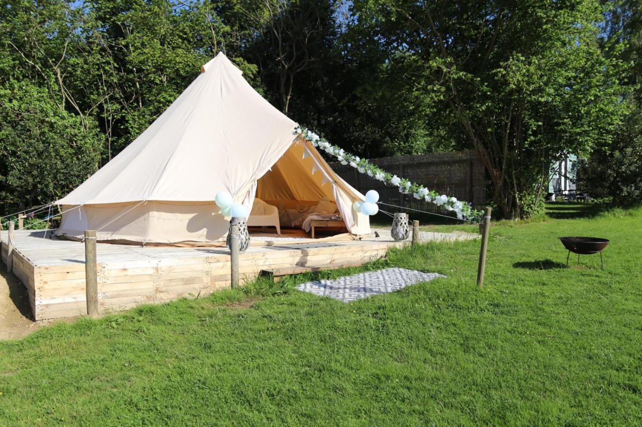 Hopgarden Glamping - Luxury 6M Bell Tent Wadhurst Екстер'єр фото