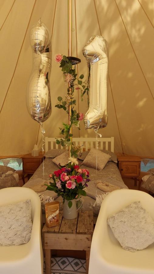 Hopgarden Glamping - Luxury 6M Bell Tent Wadhurst Екстер'єр фото