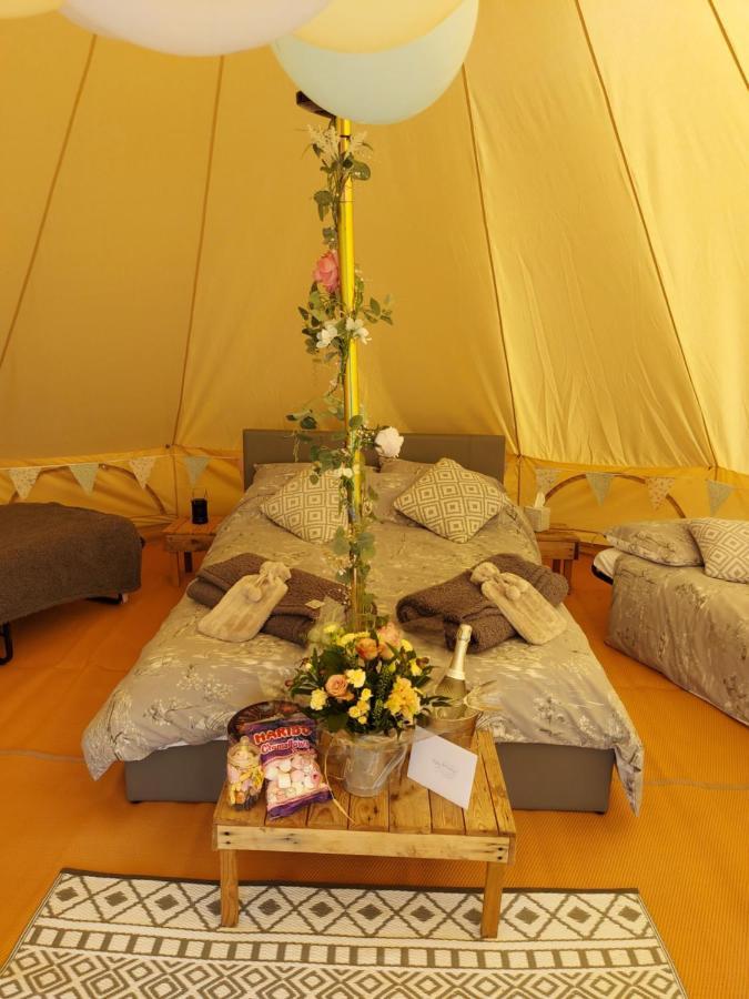 Hopgarden Glamping - Luxury 6M Bell Tent Wadhurst Екстер'єр фото