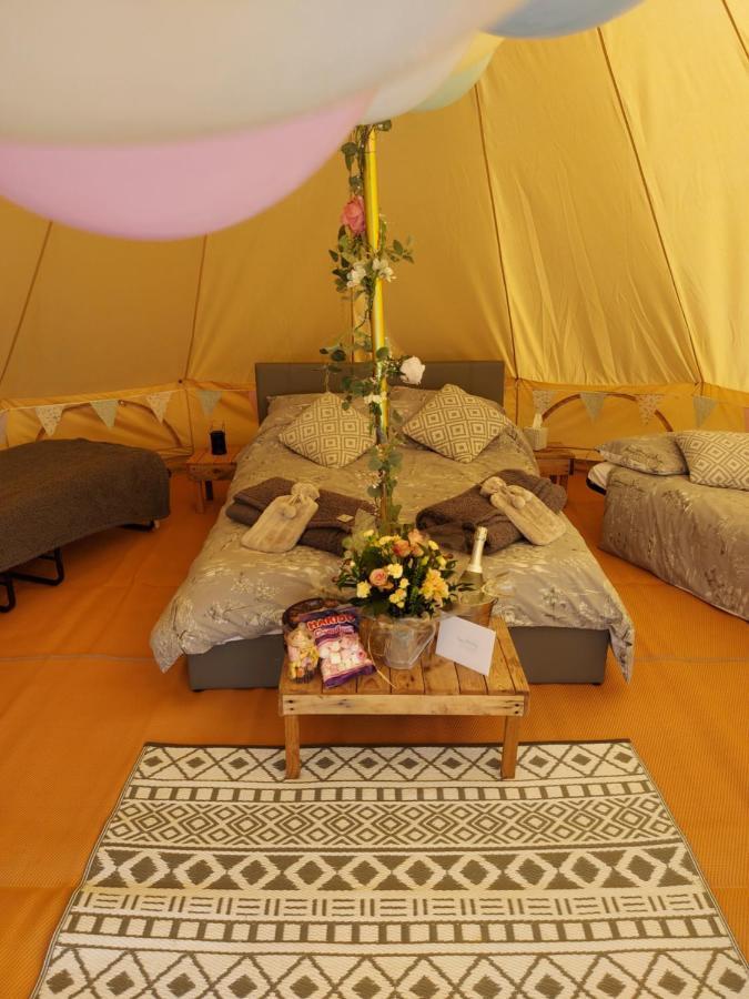 Hopgarden Glamping - Luxury 6M Bell Tent Wadhurst Екстер'єр фото